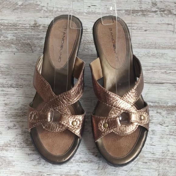 Bandolino Bronze Slip on Wedge Sandals - Picture 2 of 8